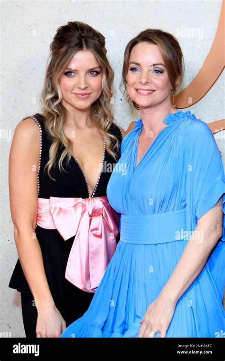 Anna Grace Barlow Archives - Celebrities: Wiki, Age, Height, Net Worth, Relationship