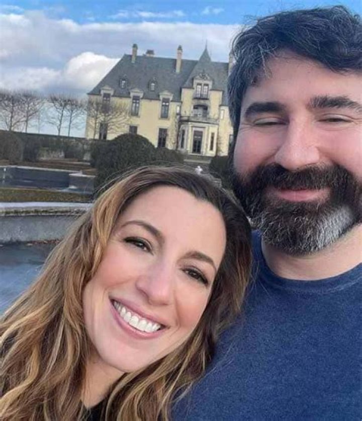 Anna Greenberg Peloton Age, Husband, Wiki, Biography, Salary, Instagram ·