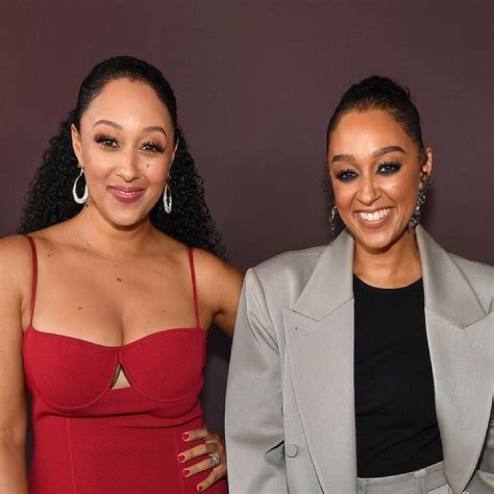 Inside Tia Mowry's Friendship With Naya Rivera ·