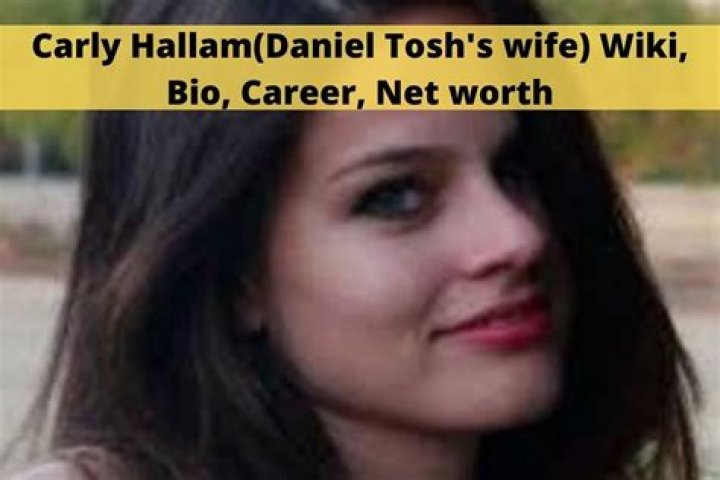 MoxVlog | Carly Hallam Wiki (Daniel Toshs Wife)| Biography| Height| Age| Net Worth