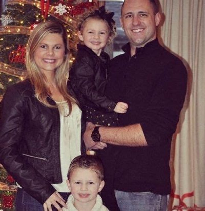 MoxVlog | Zach Smith Wiki (Ohio Coach)| Biography| Height| Age| Wife| Net Worth