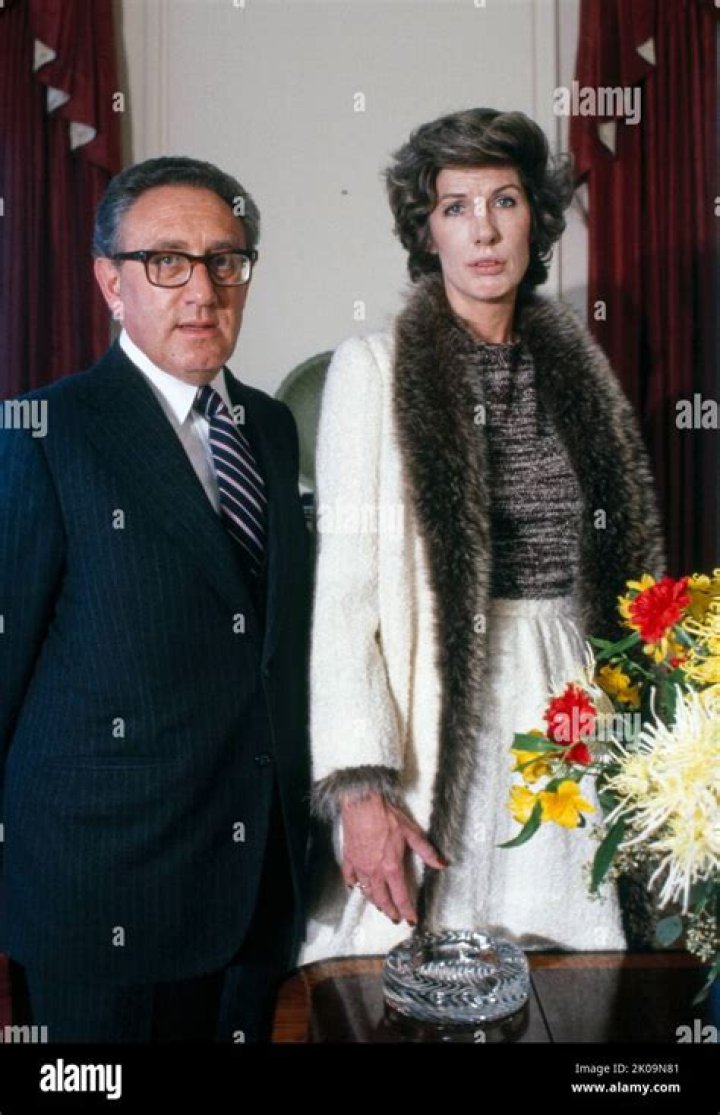 Nancy Kissinger (Henry Kissinger’s Wife) Wiki, Age, Kids, Net Worth & More