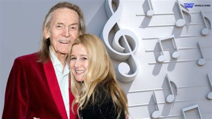 Stephanie Bennett: Wiki, Bio, Age, Family, Career, Net Worth, Husband